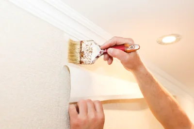 Pose de papier peint à Péas — revêtements muraux et toiles de verre